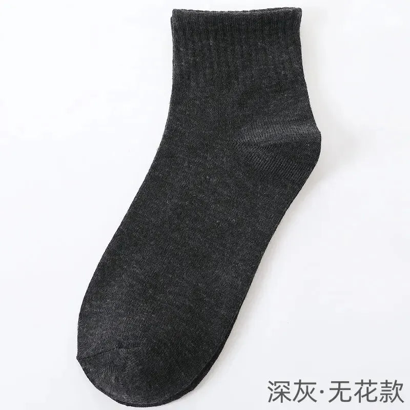 10/5/3MEN'S Mid-calf Socks Cotton Socks for All Seasons, Solid Colour and Versatile
